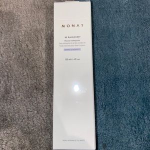 Monat Be Balanced Foamy Cleanser